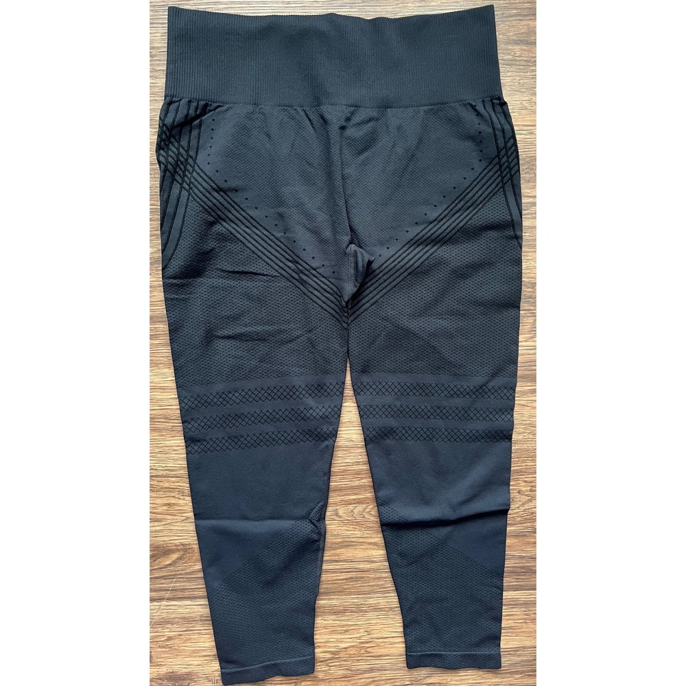 Seamless High Waisted Scrunch Butt Leggings Black 3XL Perforated Athleisure